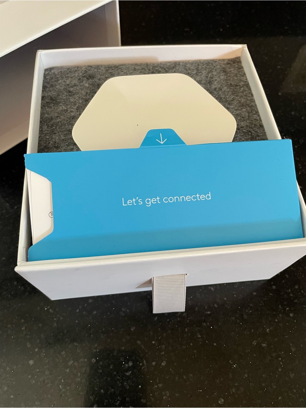 Xfinity WiFi Extender with Box and Instructions - Picture 8 of 8